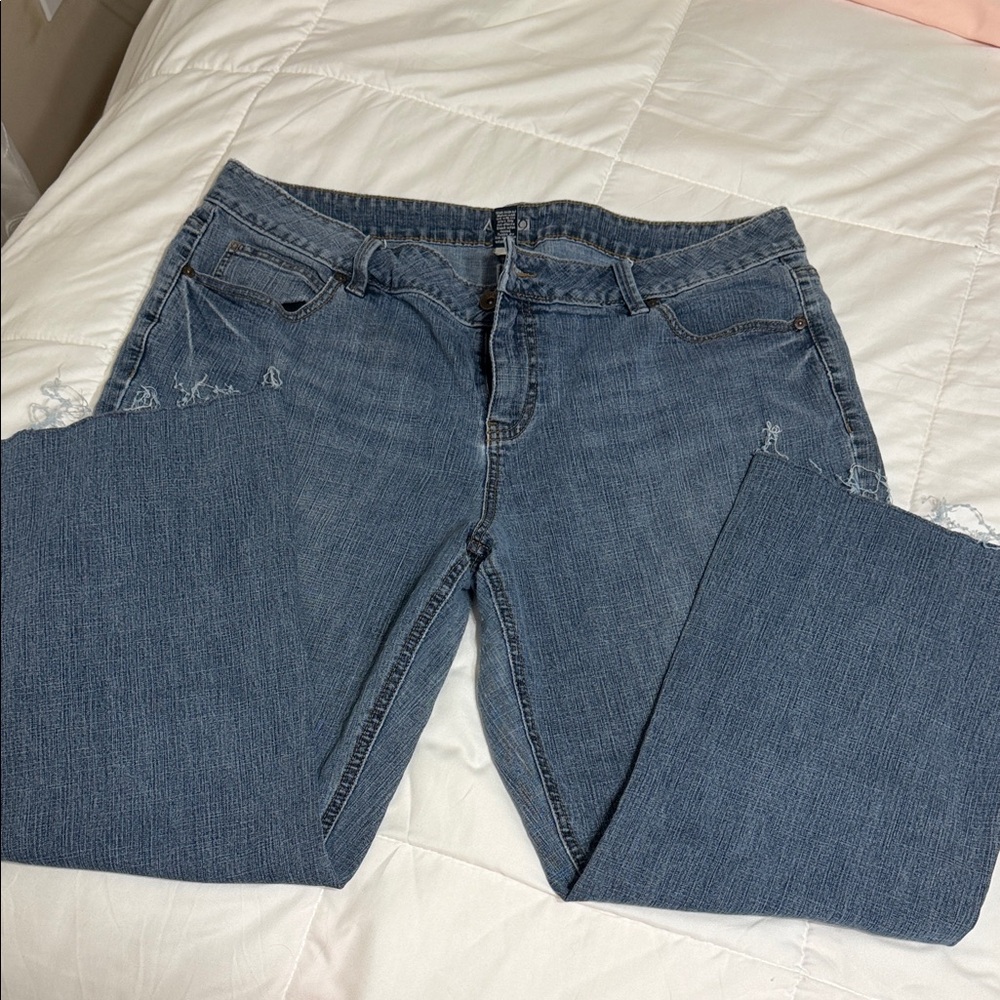 Apt. 9 Women's Boot Cut Jeans in Blue